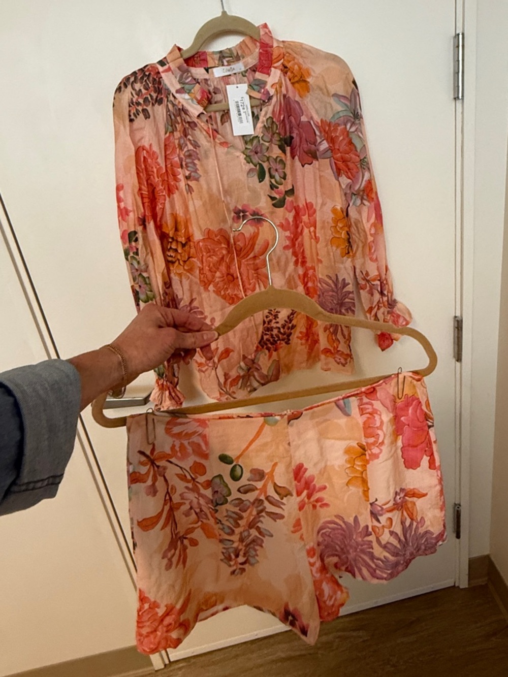 Kariella Sophia Printed Set Medium NWT